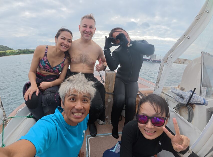 浅いところにハナゴンベ